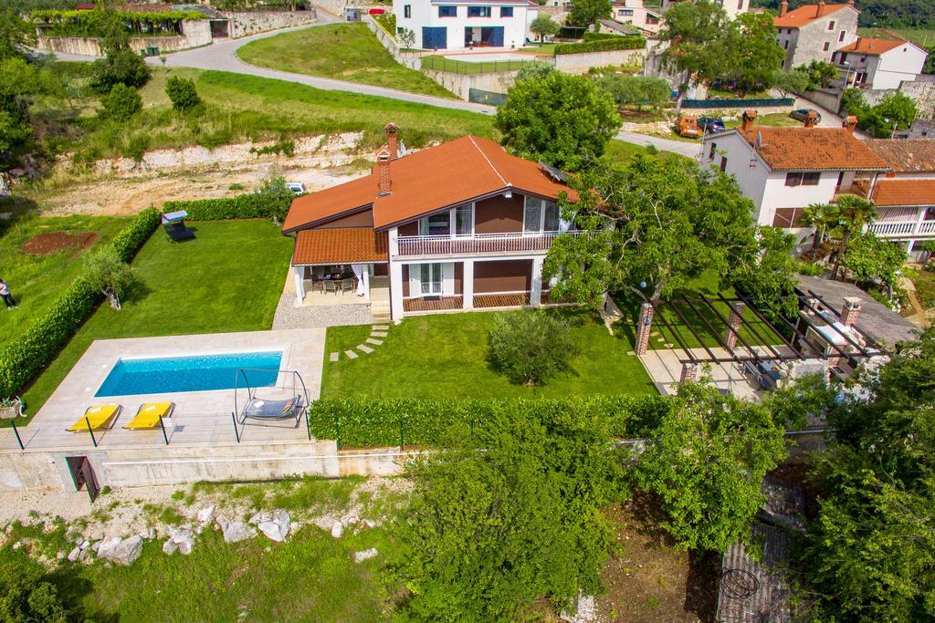 Villa Parenzana วิชยาน ภายนอก รูปภาพ